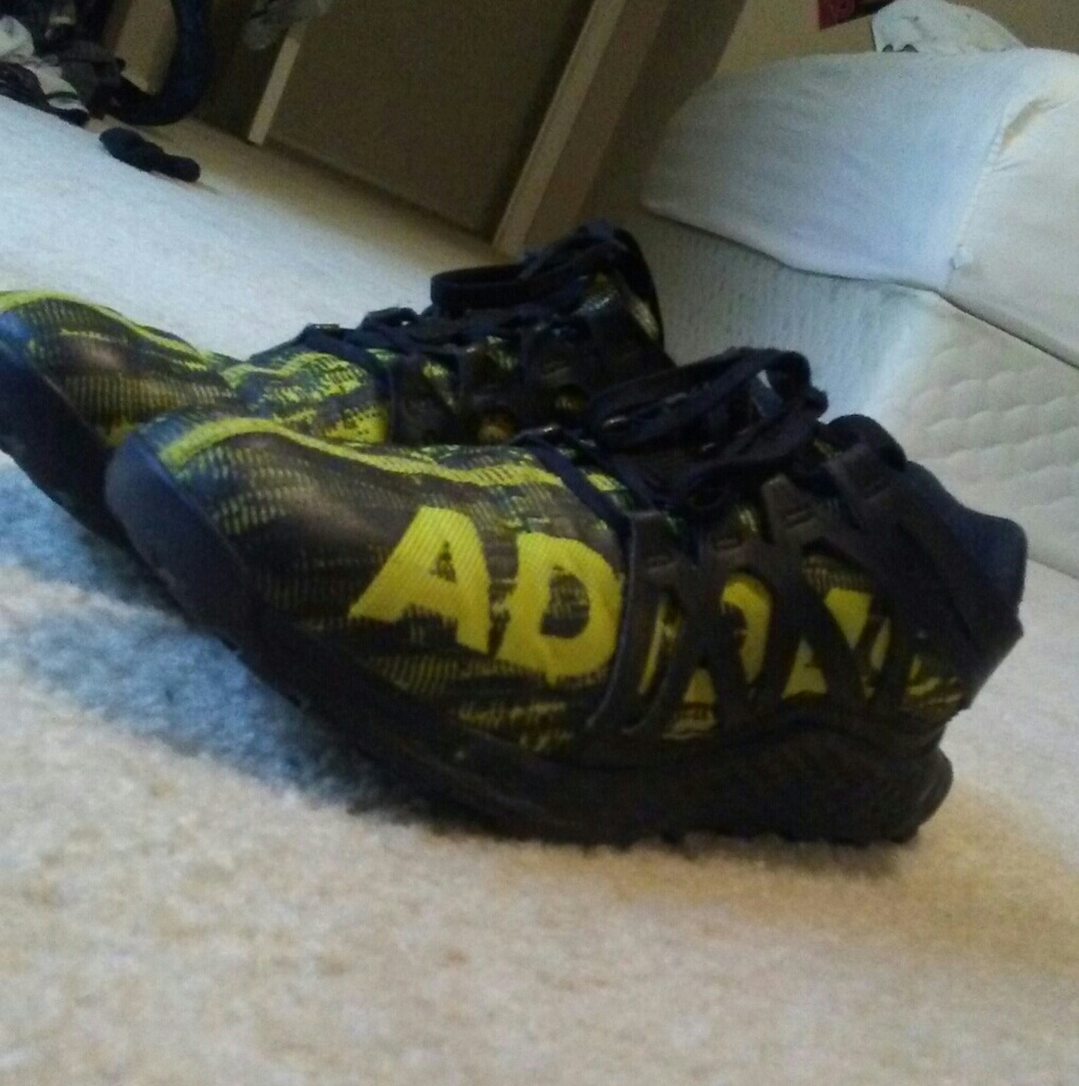 Adidas Vigor Bounce Trail Shoe